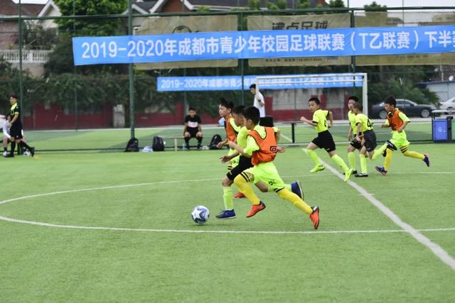 曼联能否在欧冠首战中取得胜利？英超球队挑战阿塞拜疆对手